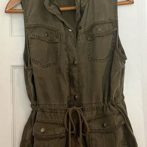 Utility Drawstring Vest